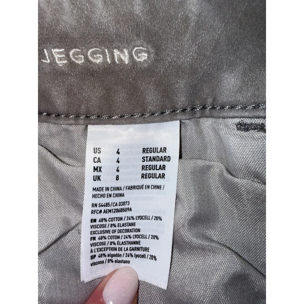 American Eagle 360 Super Stretch Jegging Gray Skinny Jeans Raw Hem Size 4 Reg